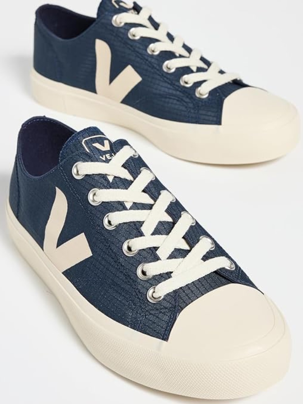 Veja Navy Wata ll low top canvas sneakers